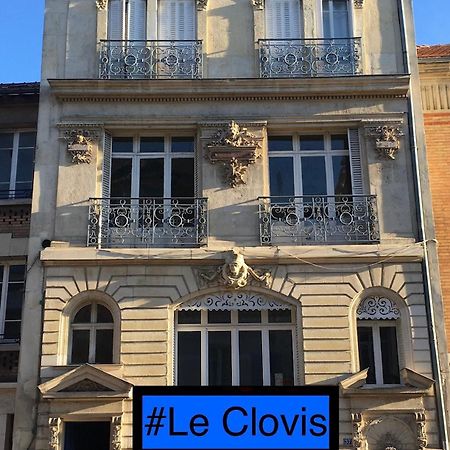 Ferienwohnung Duplex Hammam Au Pied De La Cathedrale Avec Vue Reims Exterior foto